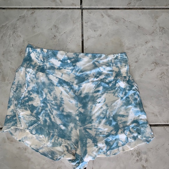 Sky and Sparrow Ruffle The Dye Short - Picture 4 of 5